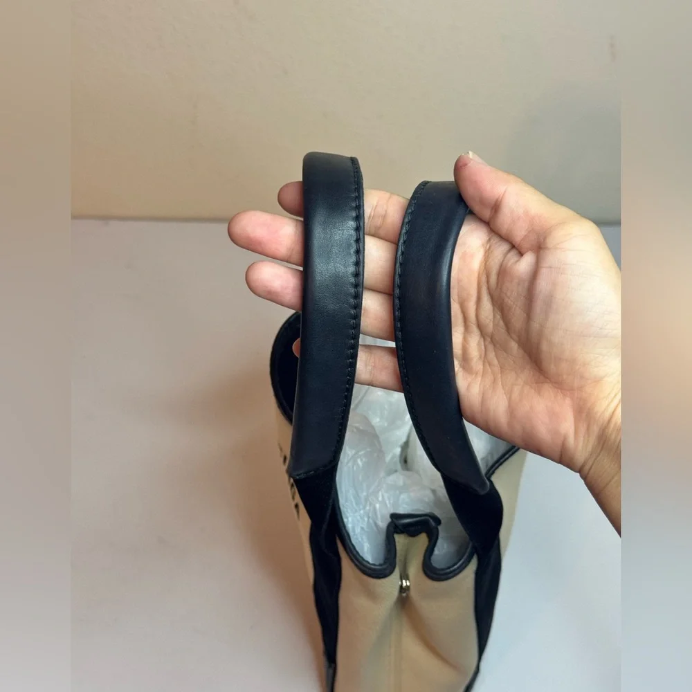 Balenciaga black cream